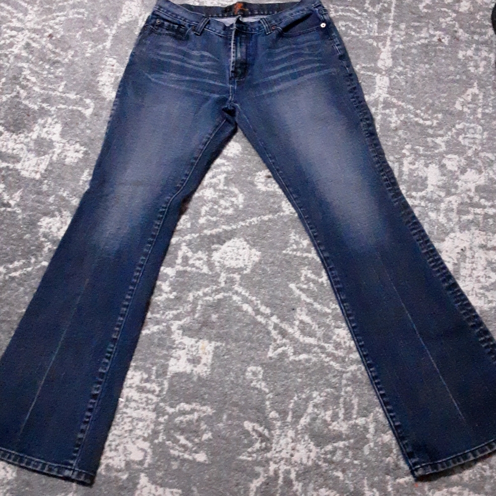 Seven7  size 33 Jeans